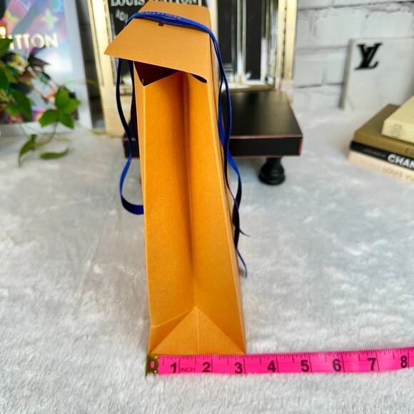 Louis Vuitton Box, Shopping Bag with ribbon and gift note tag Gift Set - Picture 4 of 4